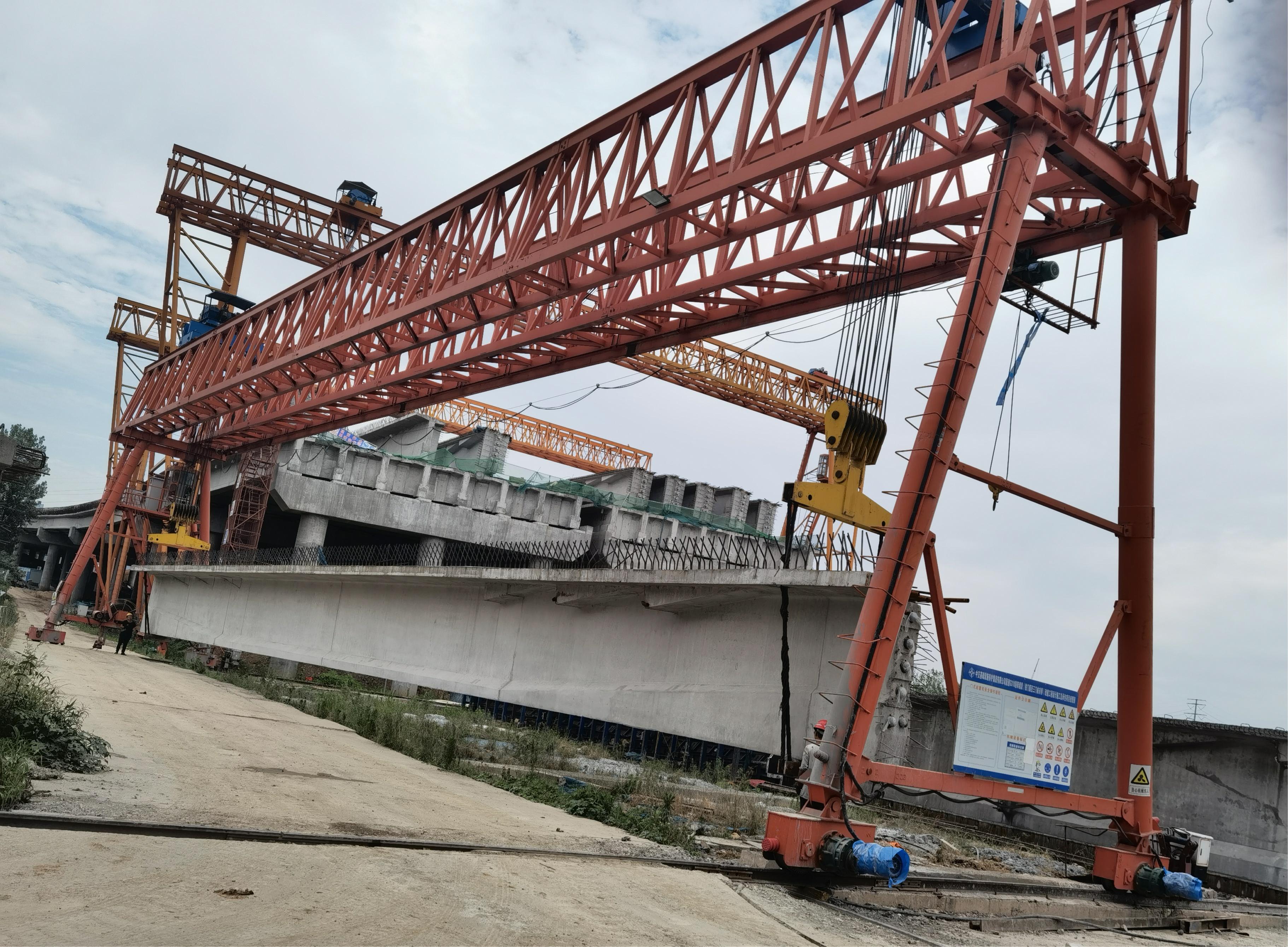 雙梁龍門吊出現(xiàn)重物自墜怎么回事？