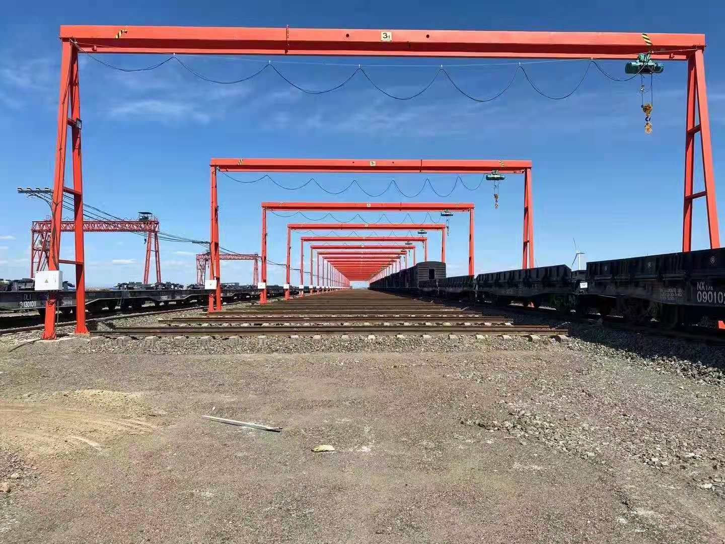 單梁龍門吊常用的工具哪些？單梁龍門吊工作時(shí)都需要注意事項(xiàng)？