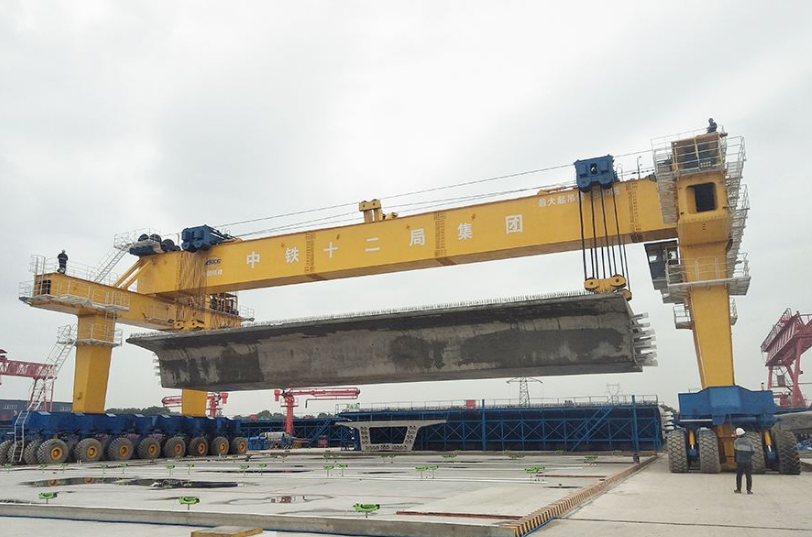 ME250+250T高鐵提梁機(jī)租賃廠家告訴你，這樣做可避開裝卸時的麻煩