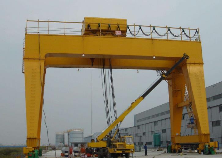 新型門式起重機(jī)的設(shè)計與改造理念,廠家工程師指導(dǎo)